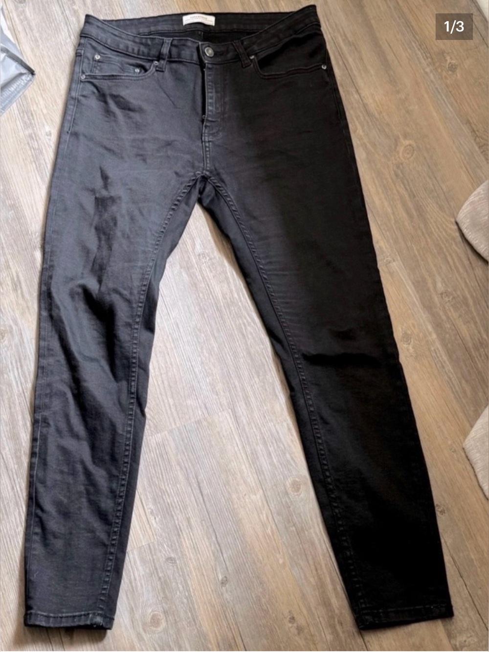 Zara Premium Denim black skinny leg jeans size 8